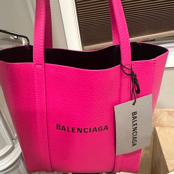 Balenciaga Pink Tote Bag Structured Leather - Picture 1 of 6